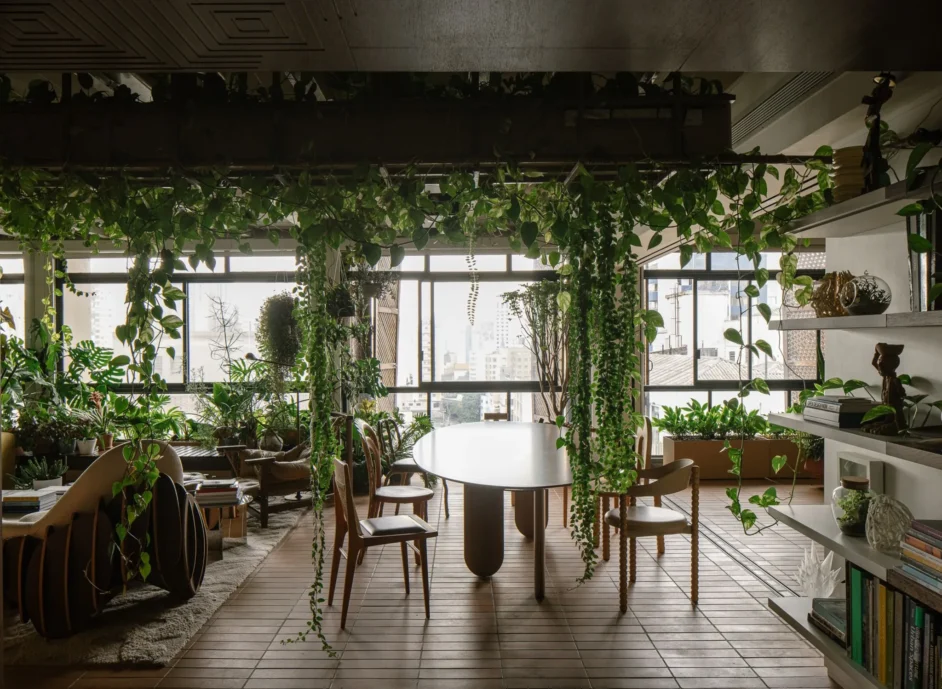Biophilic Design for Small Urban Spaces & Apartments