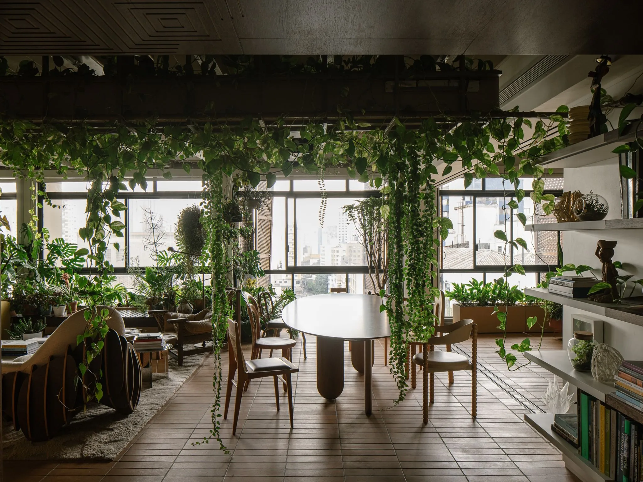Biophilic Design for Small Urban Spaces & Apartments